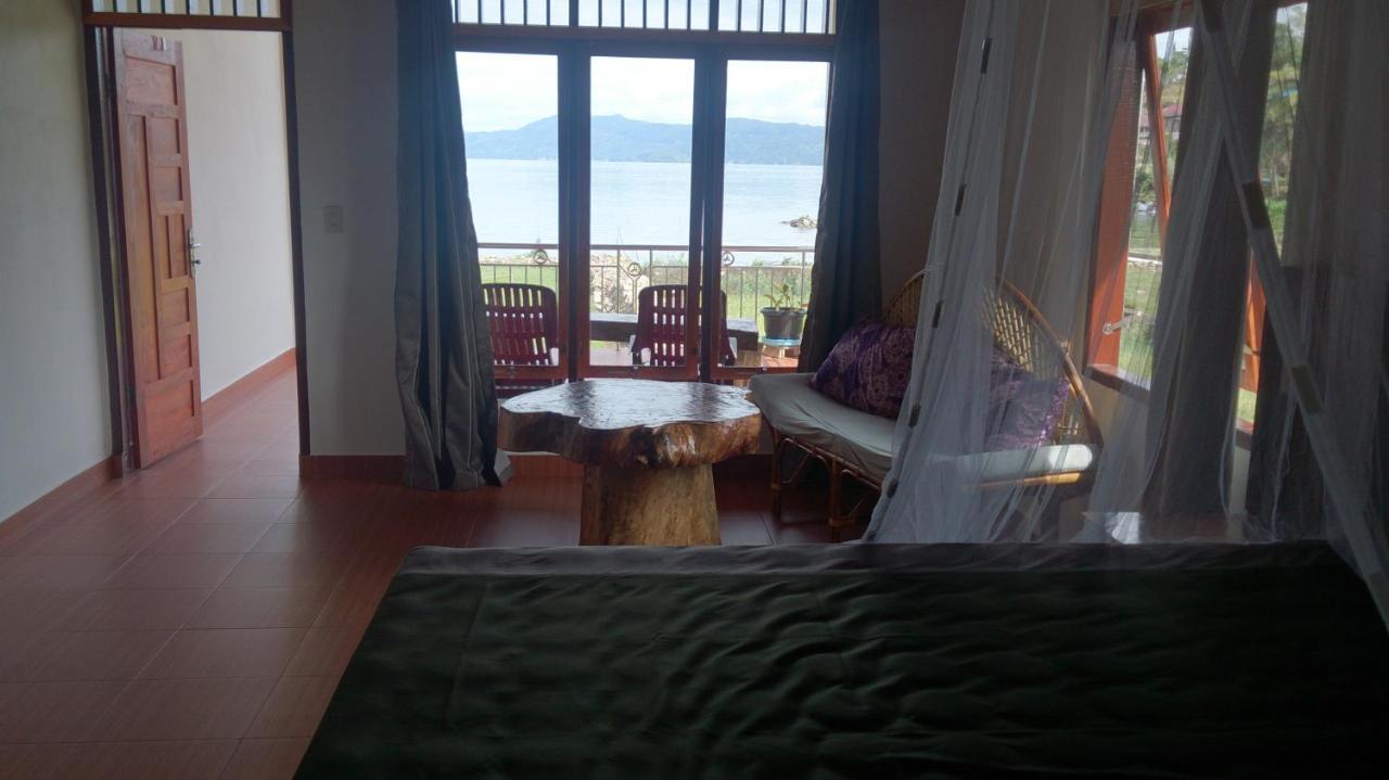 Bed and Breakfast Toba Sunset Tuk Tuk Exterior foto