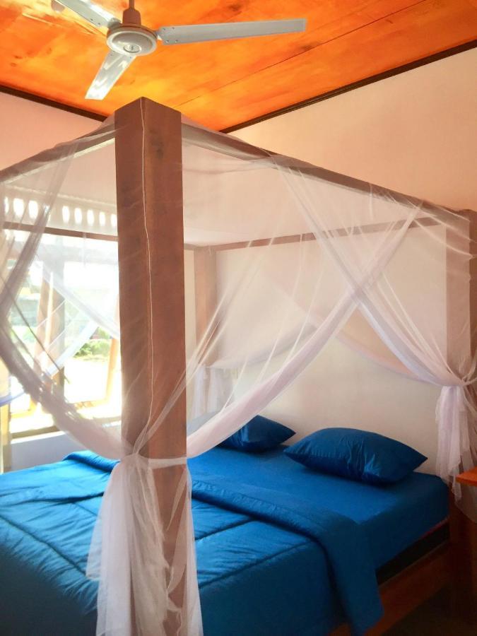 Bed and Breakfast Toba Sunset Tuk Tuk Exterior foto
